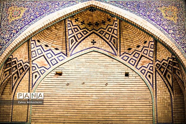 دبیرستان ماندگار البرز
