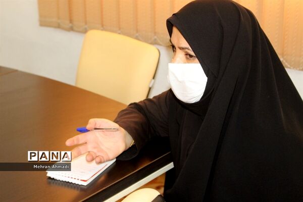 جلسه هم اندیشی معاون پرورشی و فرهنگی اداره کل آموزش و پرورش استان بوشهر با مشاوران مرکز مشاوره و خدمات روان شناختی بوشهر