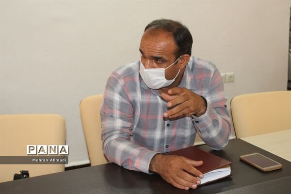 جلسه هم اندیشی معاون پرورشی و فرهنگی اداره کل آموزش و پرورش استان بوشهر با مشاوران مرکز مشاوره و خدمات روان شناختی بوشهر