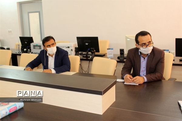 جلسه هم اندیشی معاون پرورشی و فرهنگی اداره کل آموزش و پرورش استان بوشهر با مشاوران مرکز مشاوره و خدمات روان شناختی بوشهر