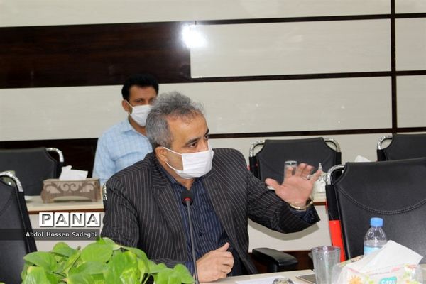 آیین تجلیل از دانش آموزان مدال آور مسابقات کشوری استان بوشهر