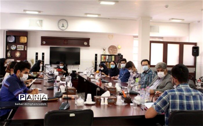 عدم آزادی بیان و تفکر سدی بزرگ در راه پیشرفت و توسعه هنر است