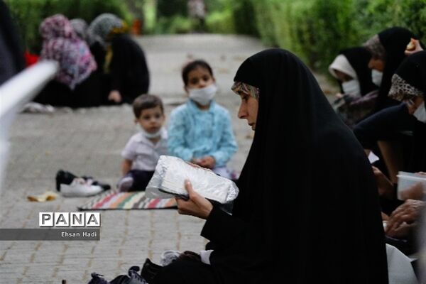 مراسم دعای عرفه در مشهد
