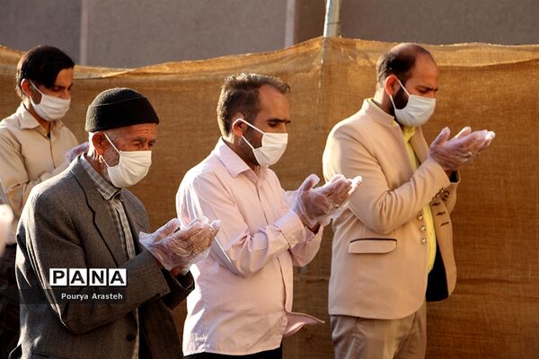 نماز عید سعیدقربان درمسجدجامع شهرستان خوسف استان خراسان جنوبی
