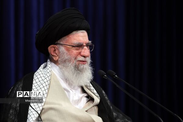 سخنرانی تلویزیونی  رهبر انقلاب اسلامی  به مناسبت عید قربان