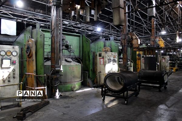بازدیداستاندار تهران و نمایندگان مجلس شورای اسلامی از مراکز تولیدی و شهرک های  صنعتی اسلامشهر