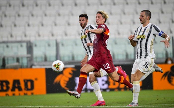 سری آ؛ گرگ‌ها جشن قهرمانی یوونتوس را تلخ کردند / اینتر برنده جنگ نایب قهرمانی شد