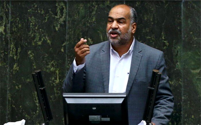 نماینده بافق خواستار شفاف‌سازی سوابق مهرداد بذرپاش شد