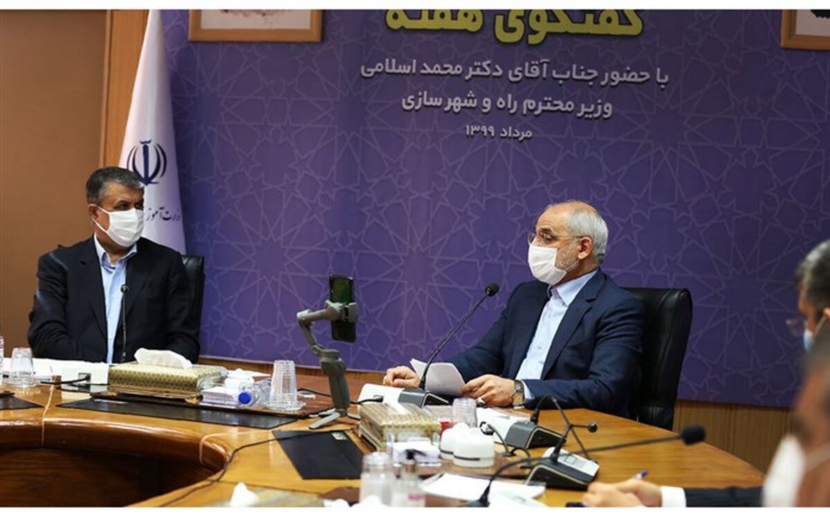 اظهار امیدواری حاجی میرزایی برای تحویل 19 هزار واحد مسکونی به فرهنگیان تا پایان امسال