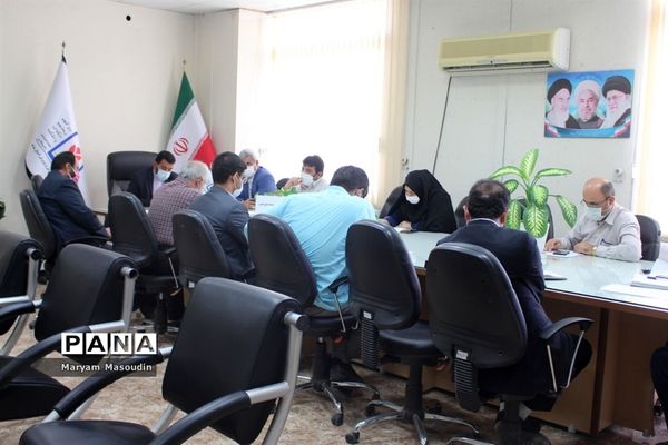 نشست هم‌اندیشی برنامه‌های غدیر اداره‌کل آموزش و پرورش استان بوشهر