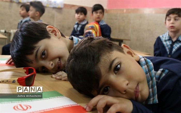 فولادوند: جای کتاب محتوایی معتبر در حوزه پیش دبستانی خالی است