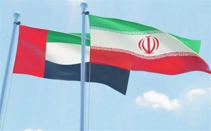 الجزیره: گفت‌وگوی ظریف با وزیر خارجه امارات کم‌سابقه بود