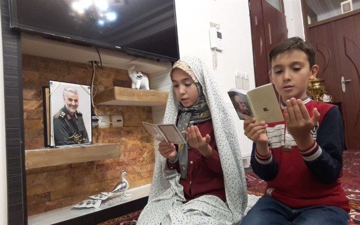 قرائت روزانه دعای هفتم صحیفه سجادیه توسط خواهر و برادر حافظ قرآن