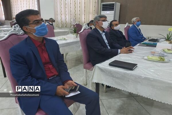 جلسه تخصصی آموزش در فضای مجازی قطب شهید مدرس