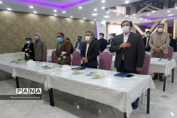 جلسه تخصصی آموزش در فضای مجازی قطب شهید مدرس