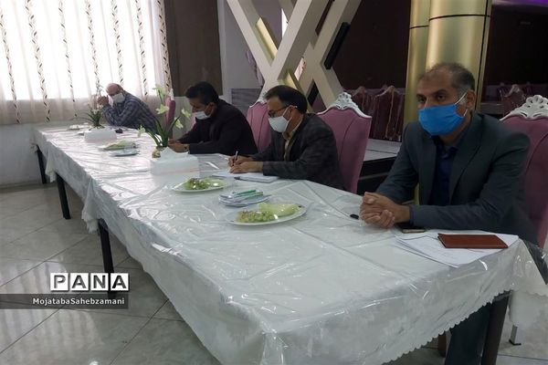 جلسه تخصصی آموزش در فضای مجازی قطب شهید مدرس