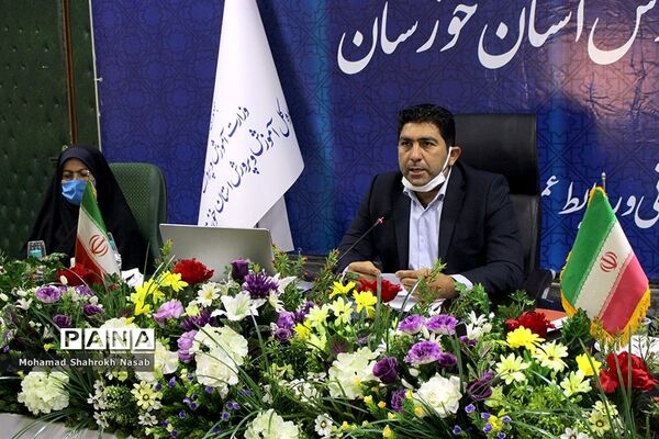 نشست ویدیو کنفراس مسئولان مناطق و نواحی سازمان دانش‌آموزی خوزستان