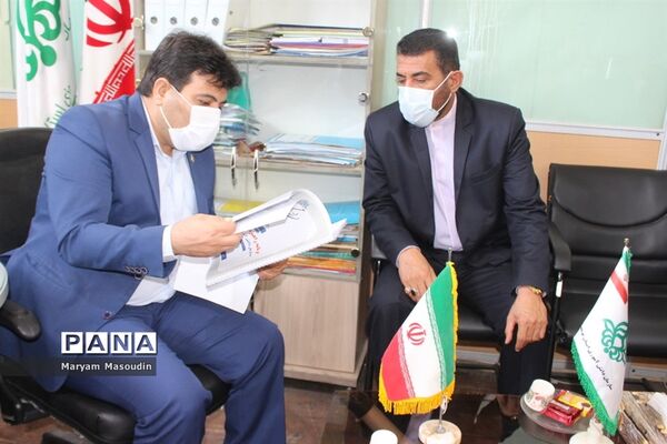 بازدید معاون پرورشی استان بوشهر از سازمان دانش آموزی  و خبرگزاری پانا  استان