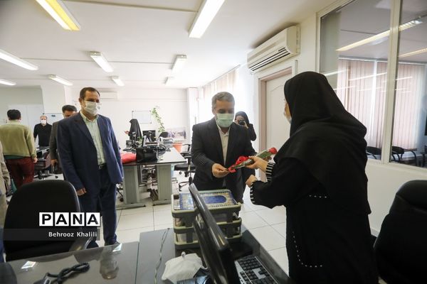 بازدید معاون وزیر آموزش و پرورش در آستانه عید غدیرخم و روز خبرنگار از خبرگزاری پانا