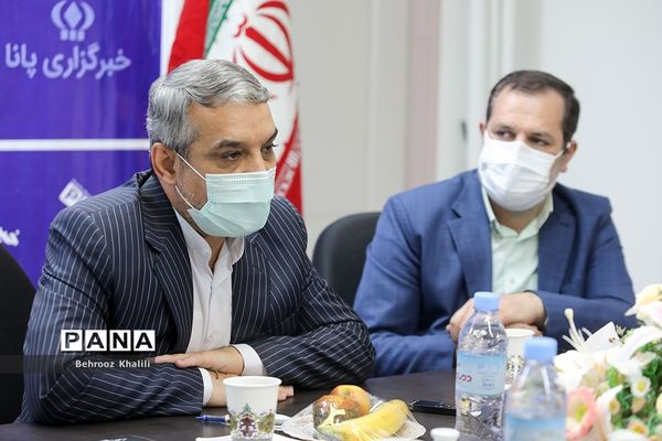 بازدید معاون وزیر آموزش و پرورش در آستانه عید غدیرخم و روز خبرنگار از خبرگزاری پانا