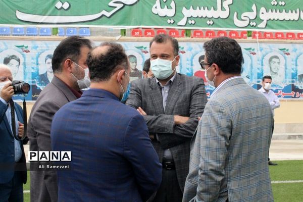بازدید مدیرکل ورزش و جوانان مازندران از ورزشگاه شهید وطنی قائم‌شهر
