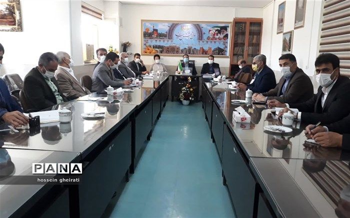 باید زیرساخت های شیوه های مدرن آموزشی در خواف فراهم شود