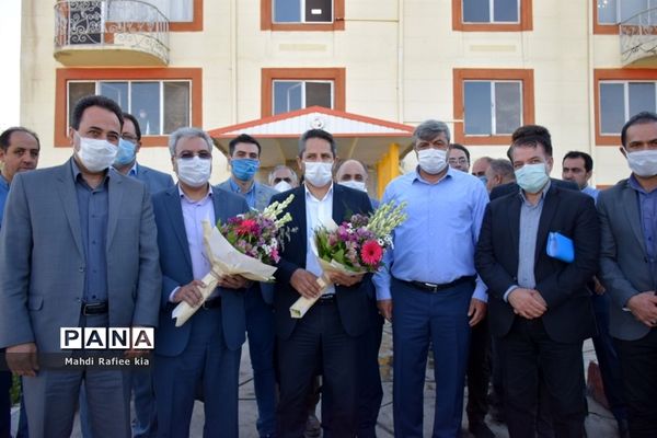 بازدید فرماندار و شهردار کلانشهر تبریز از پروژه مرکز دفن بهداشتى پسماند تبریز