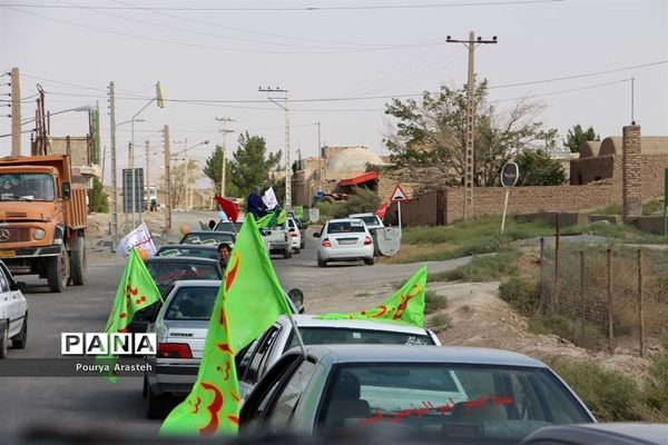 کاروان شادی خودرویی و موتوری خانوادگی در شهرستان خوسف در روز عید سعید غدیرخم