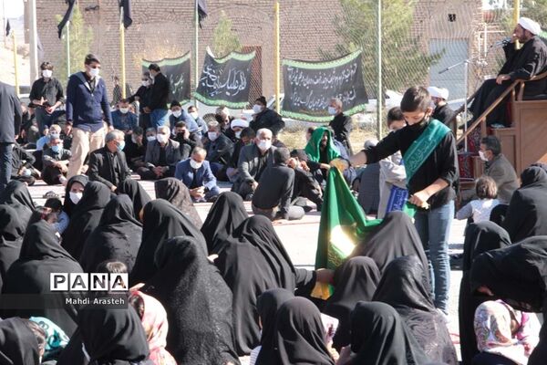 مراسم عزاداری شهادت امام هشتم  مسلمانان در محله جومیان استان خراسان جنوبی