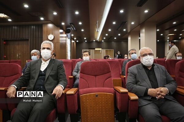 امضای تفاهم نامه کمیته امداد با پست بانک و شرکت سایپا و صندوق کارآفرینی امید