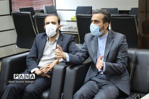 نشست قائم مقام دبیرکل اتحادیه انجمن‌های اسلامی دانش‌آموزان کشور با مدیرکل آموزش و پرورش استان بوشهر