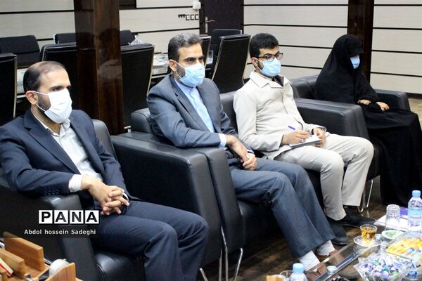 نشست قائم مقام دبیرکل اتحادیه انجمن‌های اسلامی دانش‌آموزان کشور با مدیرکل آموزش و پرورش استان بوشهر