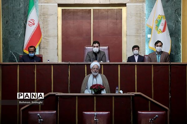 جلسه شورای عالی استان ها