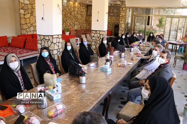 نشست مدرسان سازمان دانش‌آموزی خراسان رضوی