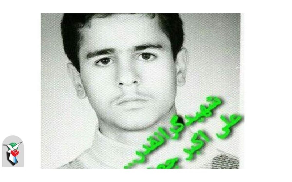 دست به خیری خانواده شهید جعفری برای شادی دانش‌آموزان نیازمند