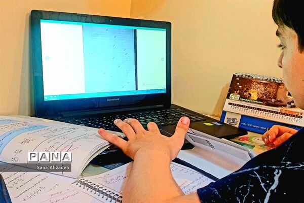 حال و هوای آموزش در خانه