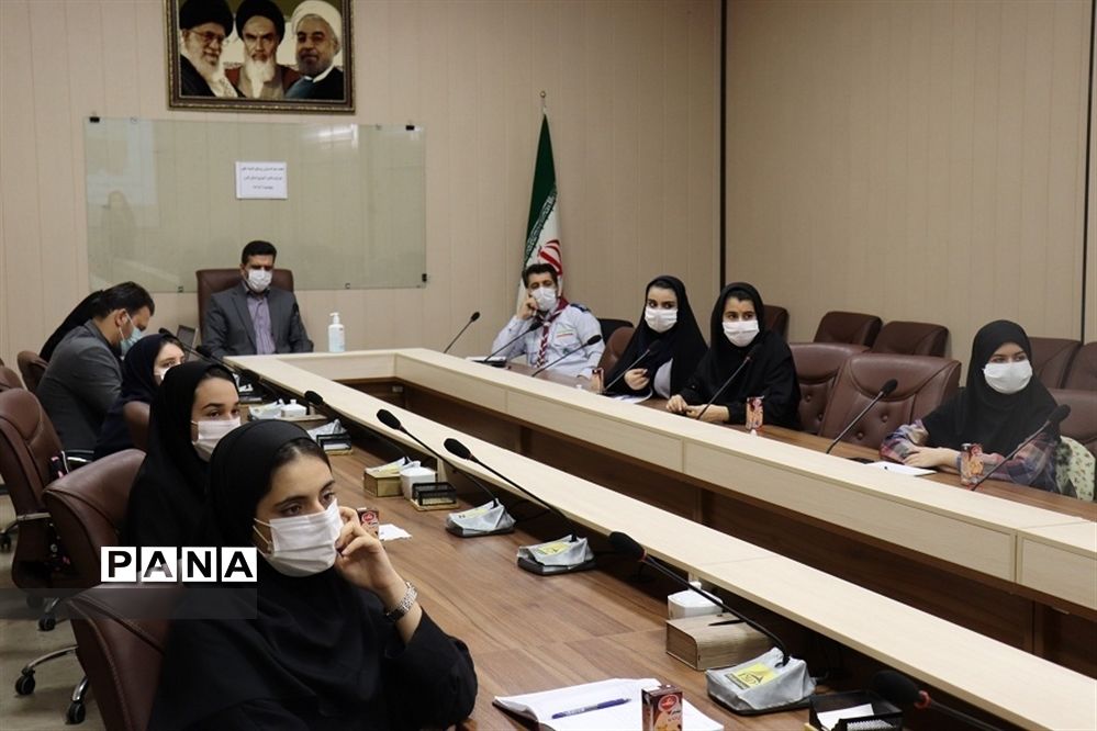 جلسه هم اندیشی کمیته های شورای دانش آموزی استان البرز