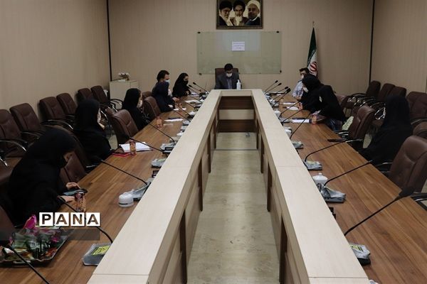 جلسه هم اندیشی کمیته های شورای دانش آموزی استان البرز