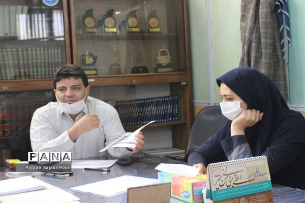 جلسه هم‌اندیشی کارشناسان سازمان دانش آموزی استان بوشهر