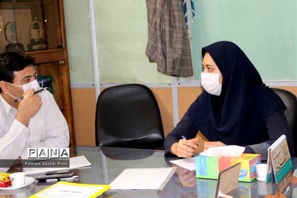 جلسه هم‌اندیشی کارشناسان سازمان دانش آموزی استان بوشهر
