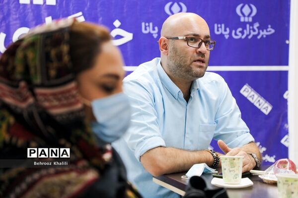 نشست نقد و بررسی فیلم  کادون