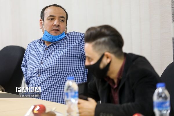 نشست نقد و بررسی فیلم  کادون