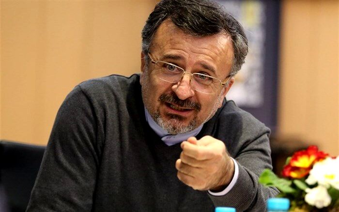 داورزنی: شرایط کشور به لحاظ شیوع کرونا، جنگی است