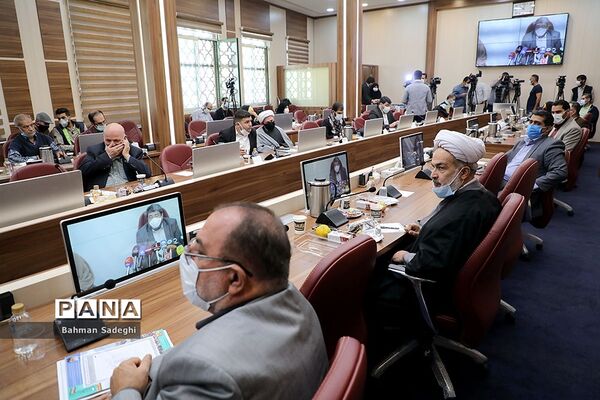 نشست تخصصی وحدت اسلامی ، رمز اقتدار و راه غلبه بر استکبار جهانی