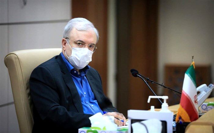 وزیر بهداشت: واکسن ایرانی کرونا از هفته‌های آینده وارد فاز انسانی می‌شود