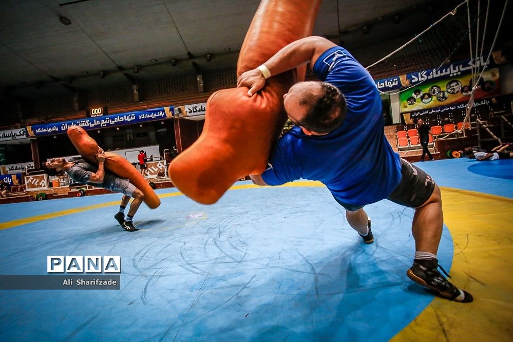 اردو دو هفته‌ای تیم‌های ملی کشتی به پایان رسید