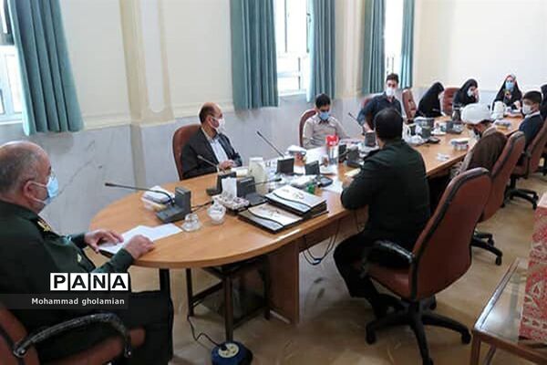 تجلیل  از فرزندان قهرمان کارکنان سپاه امام صادق (ع) استان بوشهر
