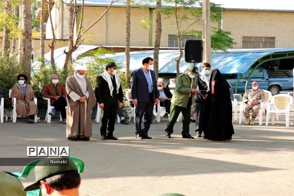 صبحگاه مشترک به مناسبت هفته بسیج دانش آموزی