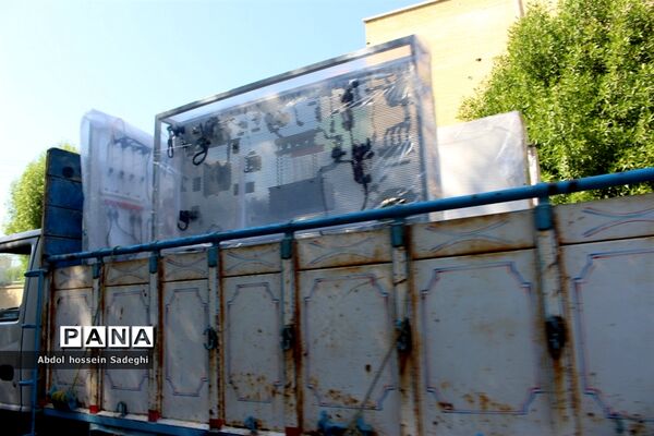 کاروان تجهیزات هنرستان های فنی و حرفه ای و کار دانش  استان بوشهر