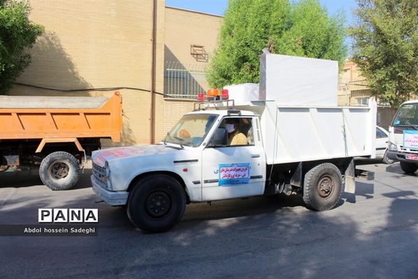 کاروان تجهیزات هنرستان های فنی و حرفه ای و کار دانش  استان بوشهر